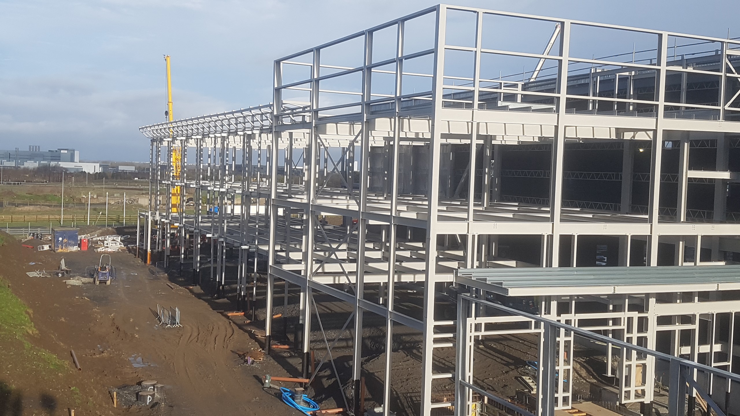 SC4 (STEEL CENTRE 4)